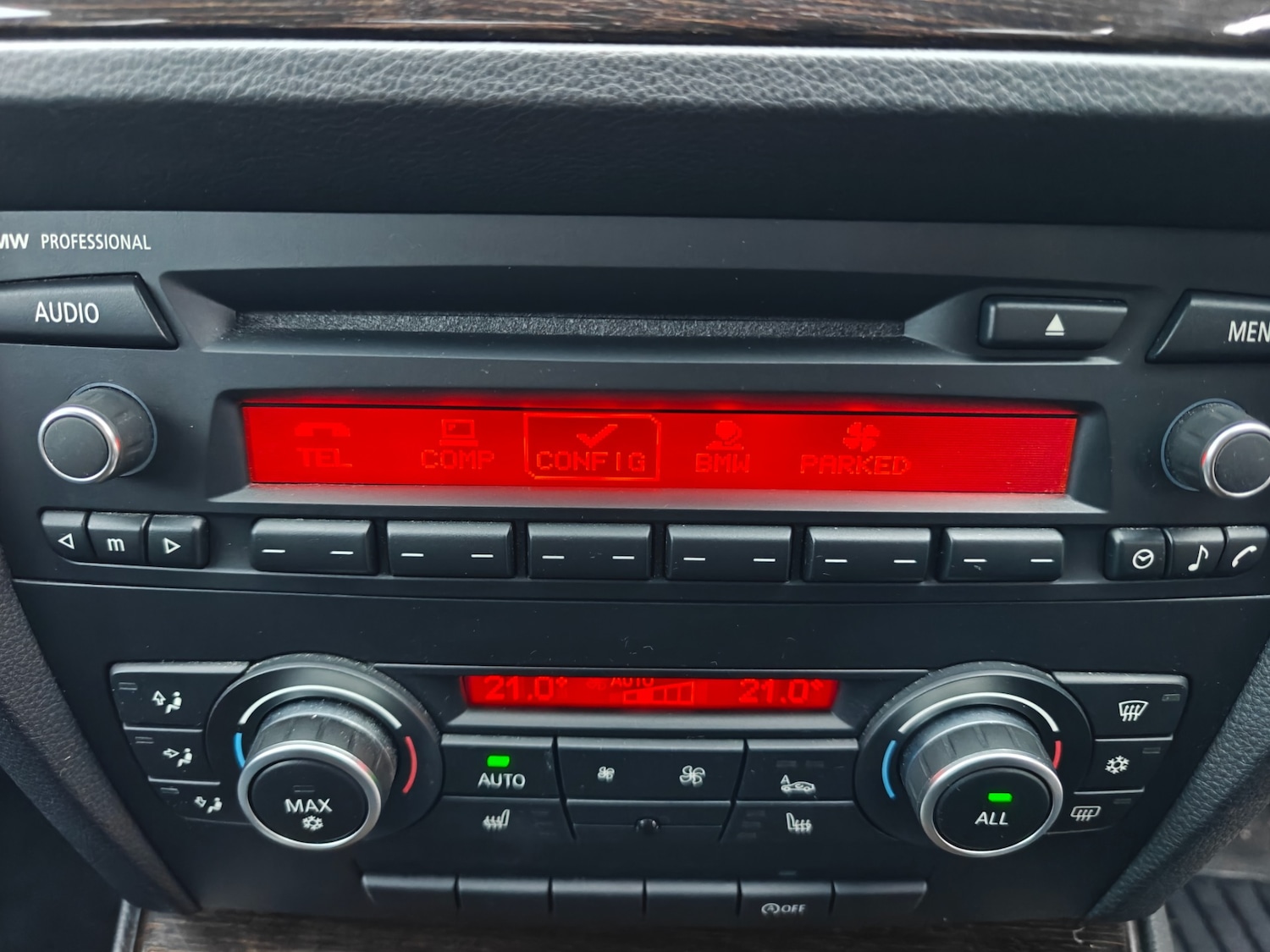 Used BMW 3 Series 2011 for sale - 76568222: Photo 38