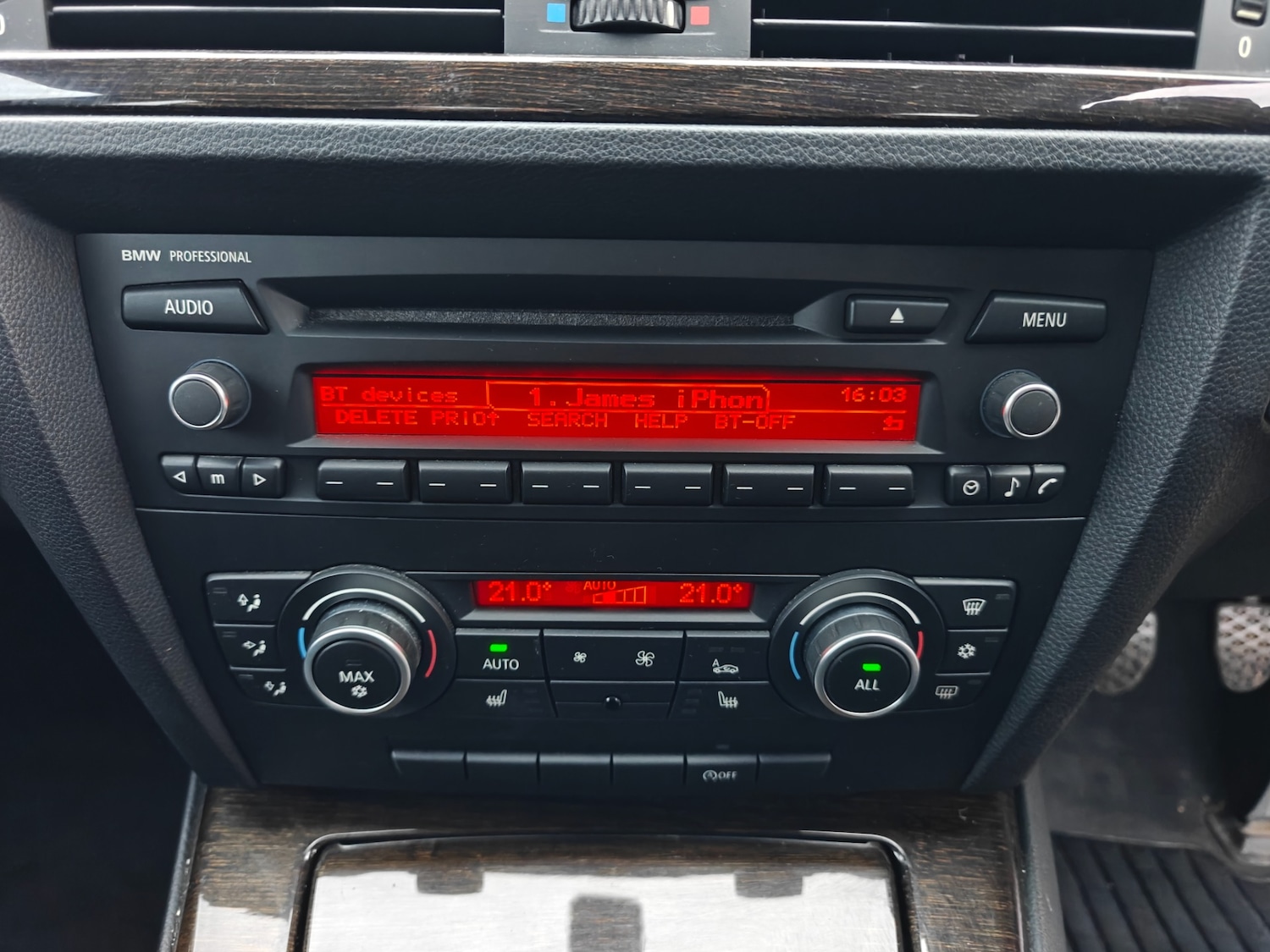 Used BMW 3 Series 2011 for sale - 76568222: Photo 46