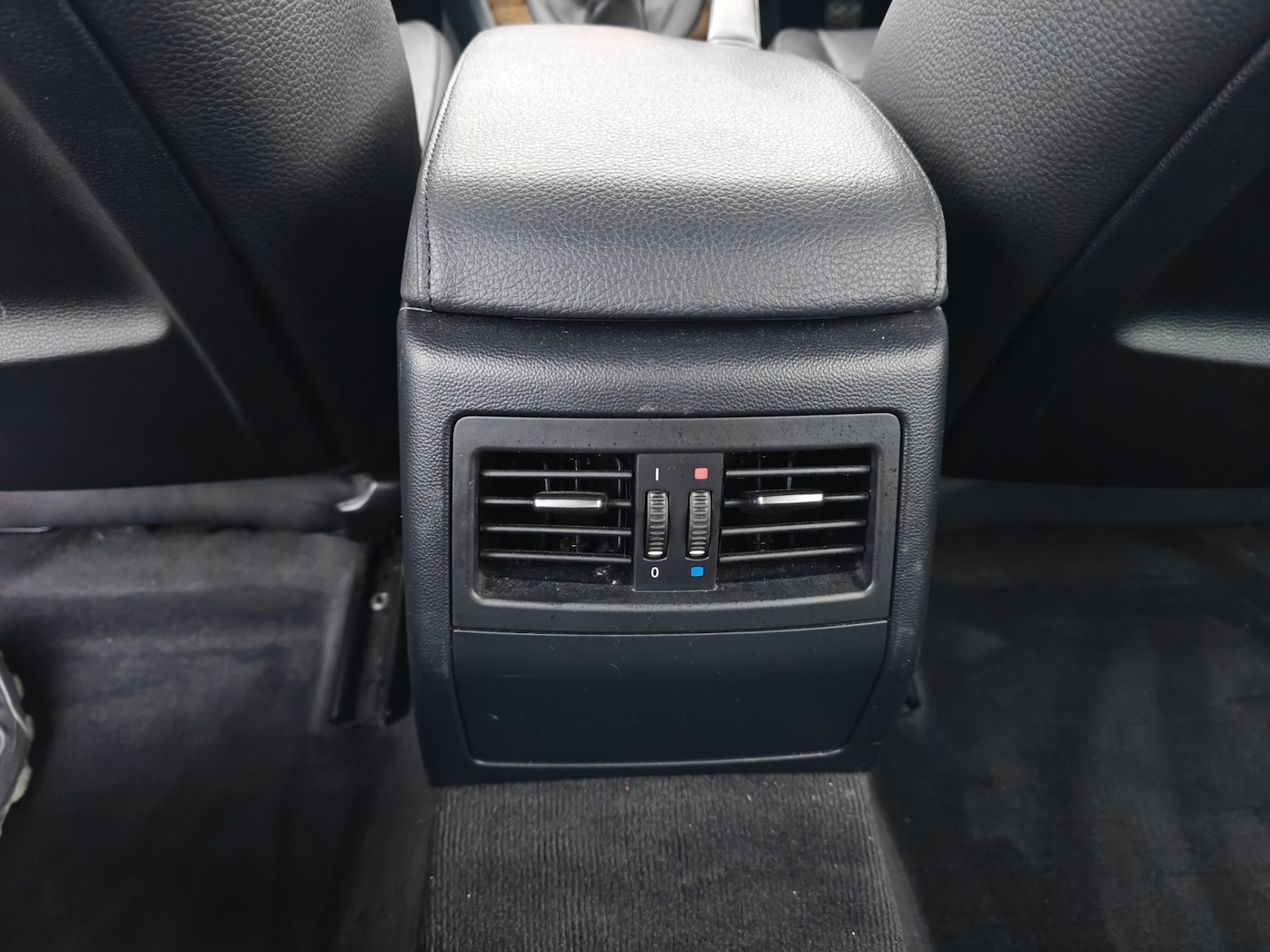 Used BMW 3 Series 2011 for sale - 76568222: Photo 70