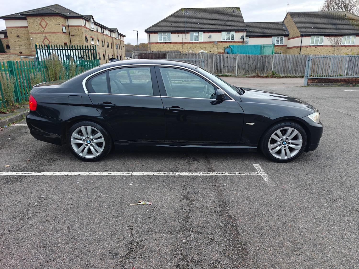 Used BMW 3 Series 2011 for sale - 76568222: Photo 76