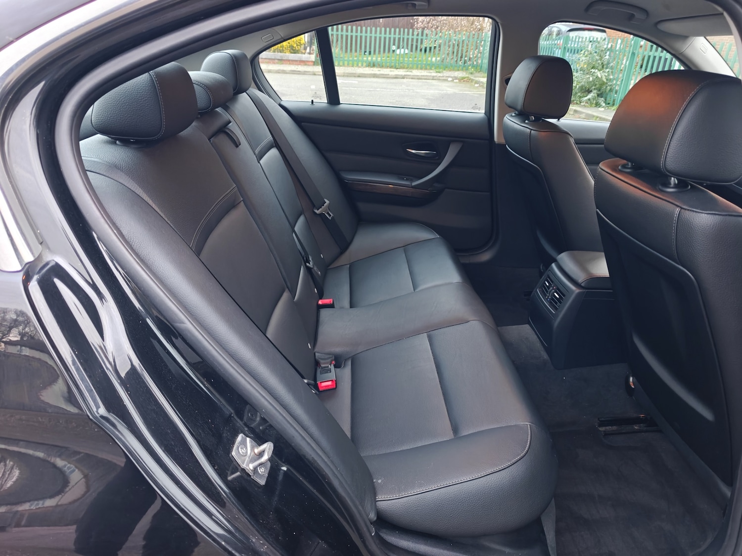 Used BMW 3 Series 2011 for sale - 76568222: Photo 8