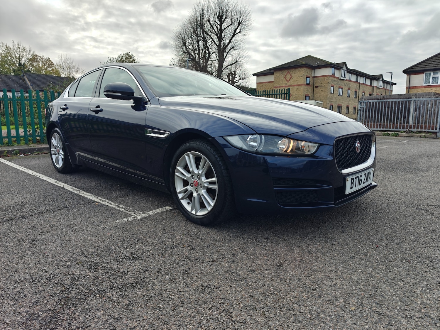 Used Jaguar XE 2016 for sale - 76583442: Photo 25