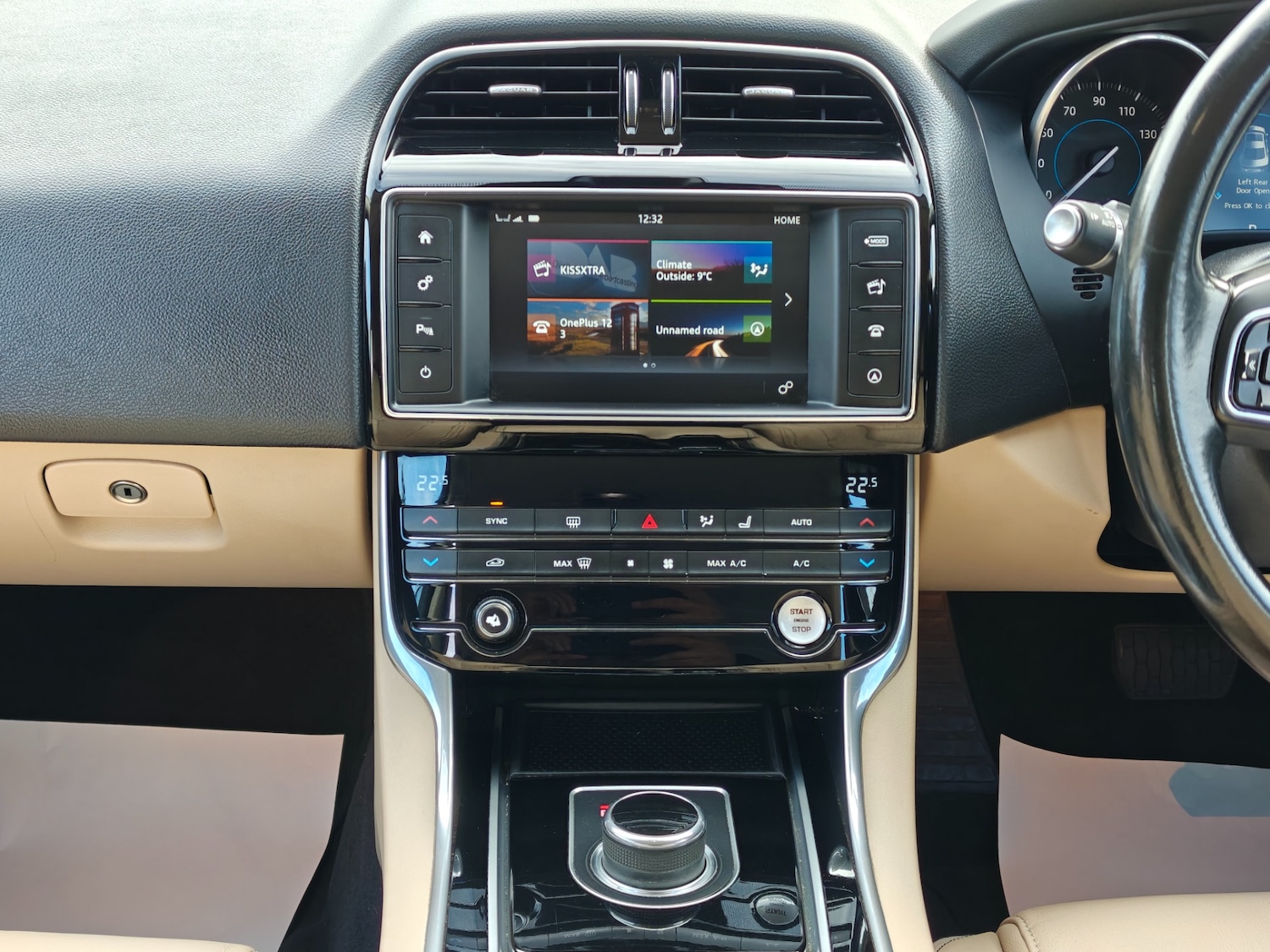 Used Jaguar XE 2016 for sale - 76583442: Photo 34