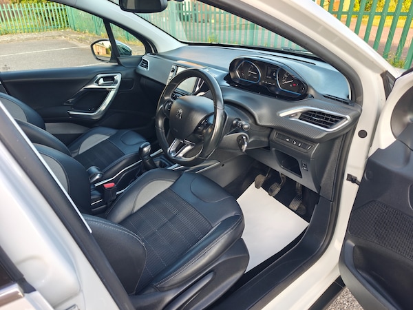 Used Peugeot 2008 2014 for sale - 75022230: Photo 35