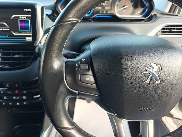 Used Peugeot 2008 2014 for sale - 75022230: Photo 64