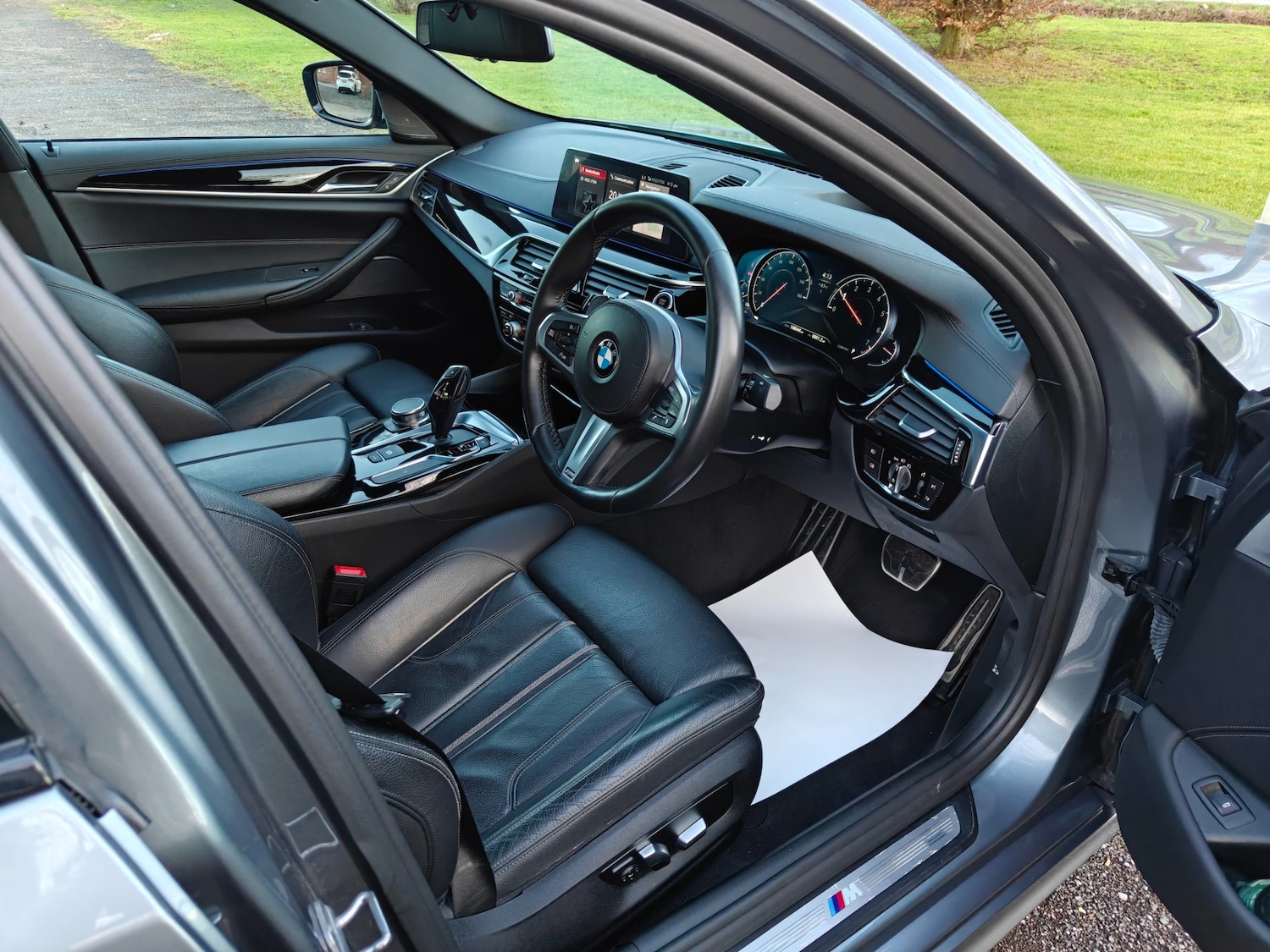 Used BMW 5 Series 2017 for sale - 77631008: Photo 36