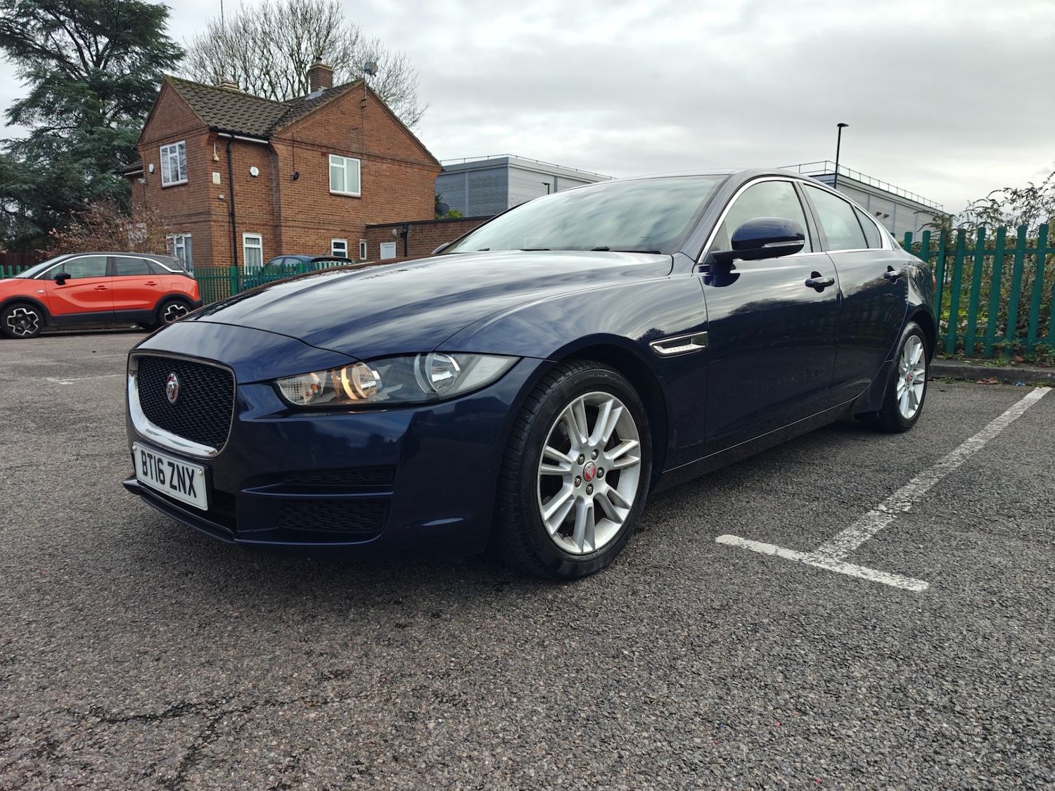 Used Jaguar XE 2016 for sale - 77318705: Photo 21