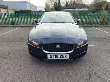 Used Jaguar XE 2016 for sale - 77318705: Photo