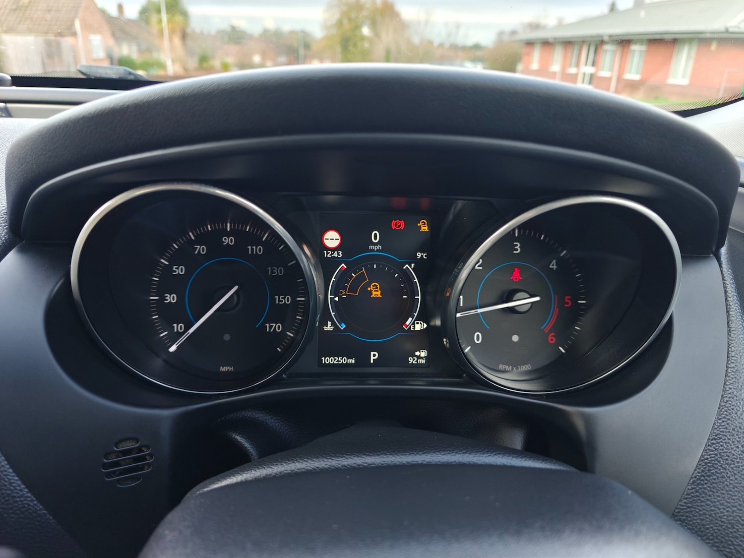 Used Jaguar XE 2016 for sale - 77318705: Photo 66