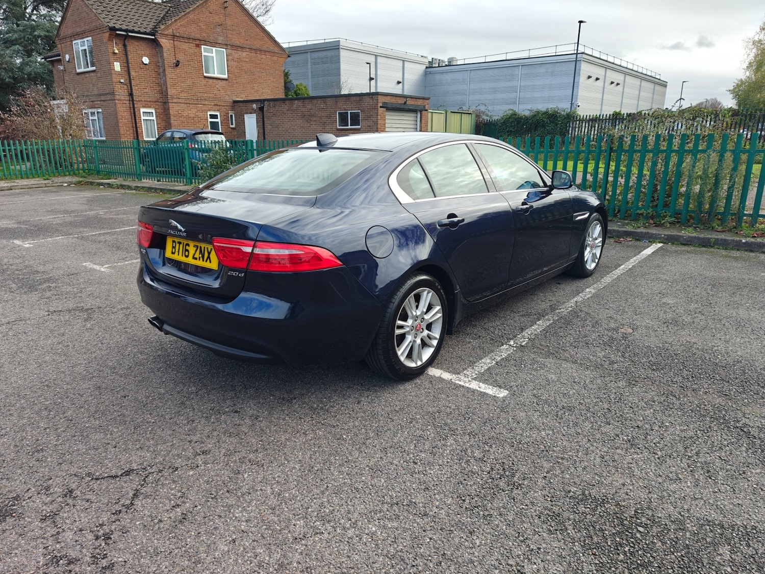 Used Jaguar XE 2016 for sale - 77318705: Photo 92