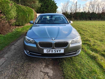 Used BMW 5 Series 2011 for sale - 77012960: Photo