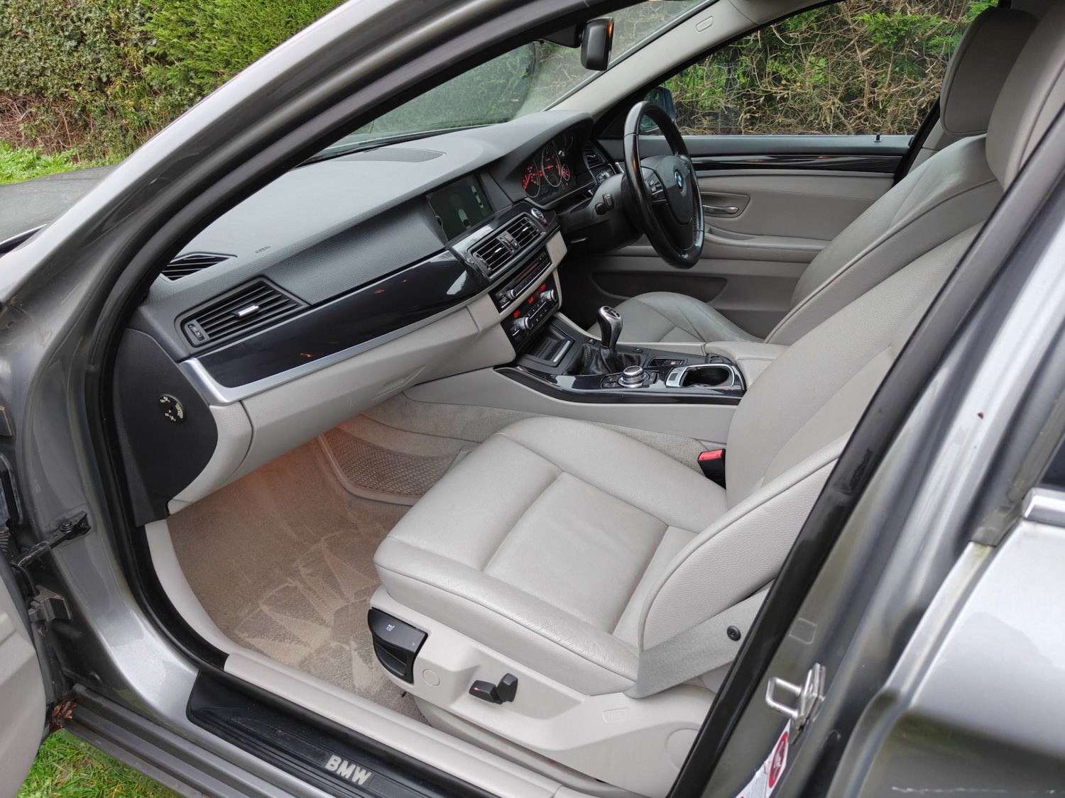 Used BMW 5 Series 2011 for sale - 77012960: Photo 35