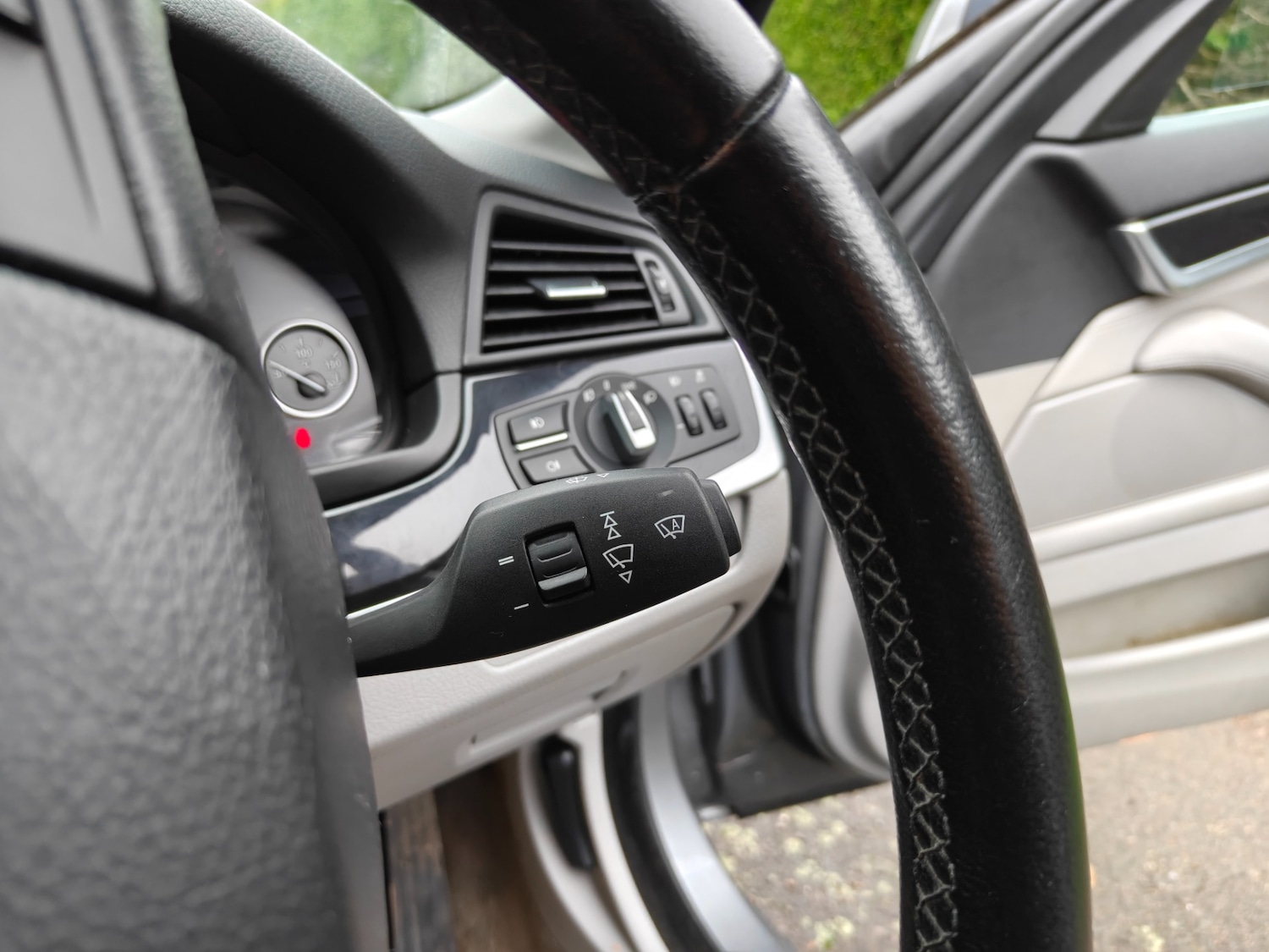 Used BMW 5 Series 2011 for sale - 77012960: Photo 56