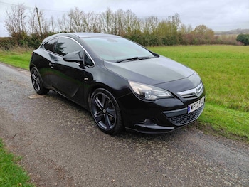 2012 (12) - 1.4T 16V 140 SRi 3dr