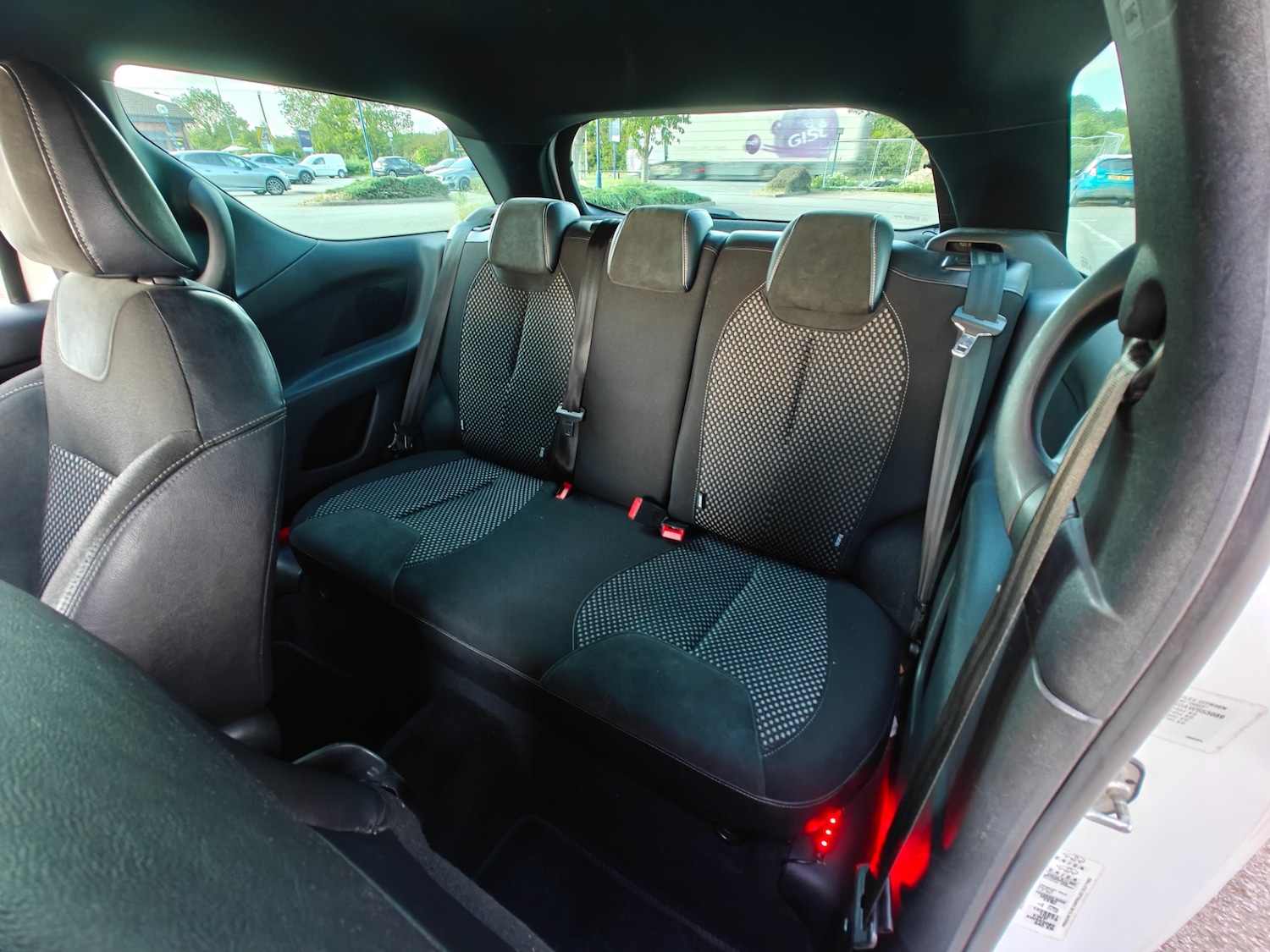 Used Citroen DS3 2010 for sale - 76831223: Photo 12