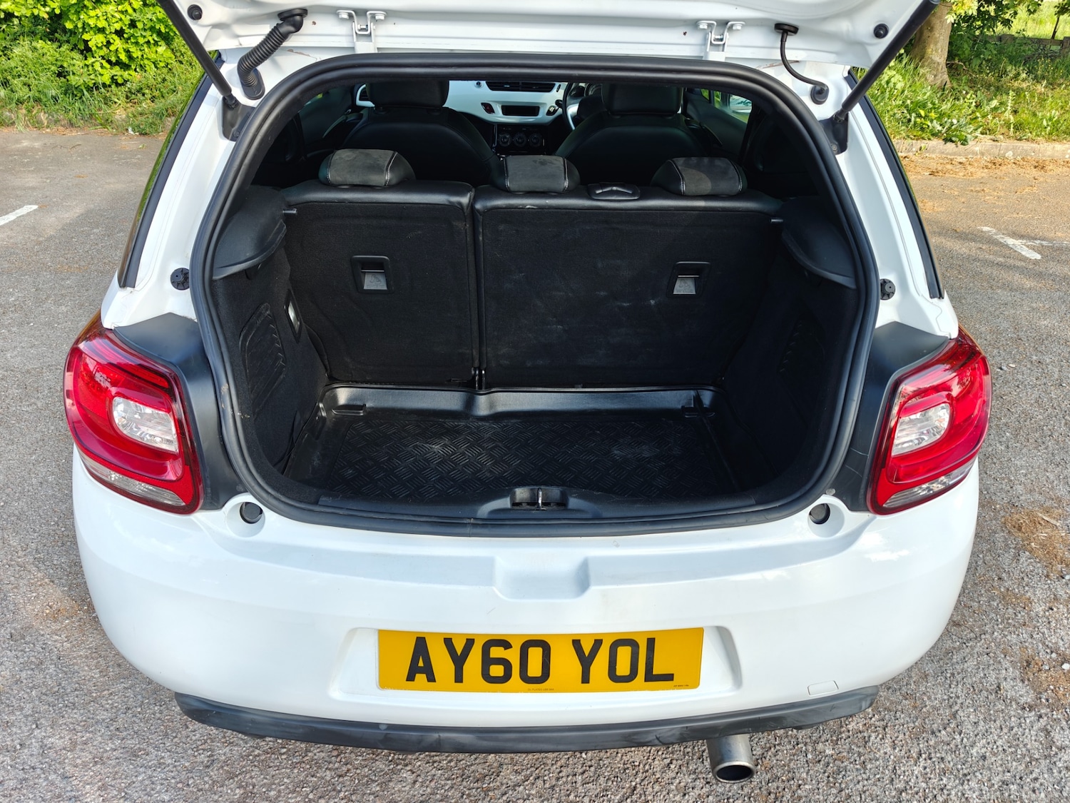 Used Citroen DS3 2010 for sale - 76831223: Photo 23