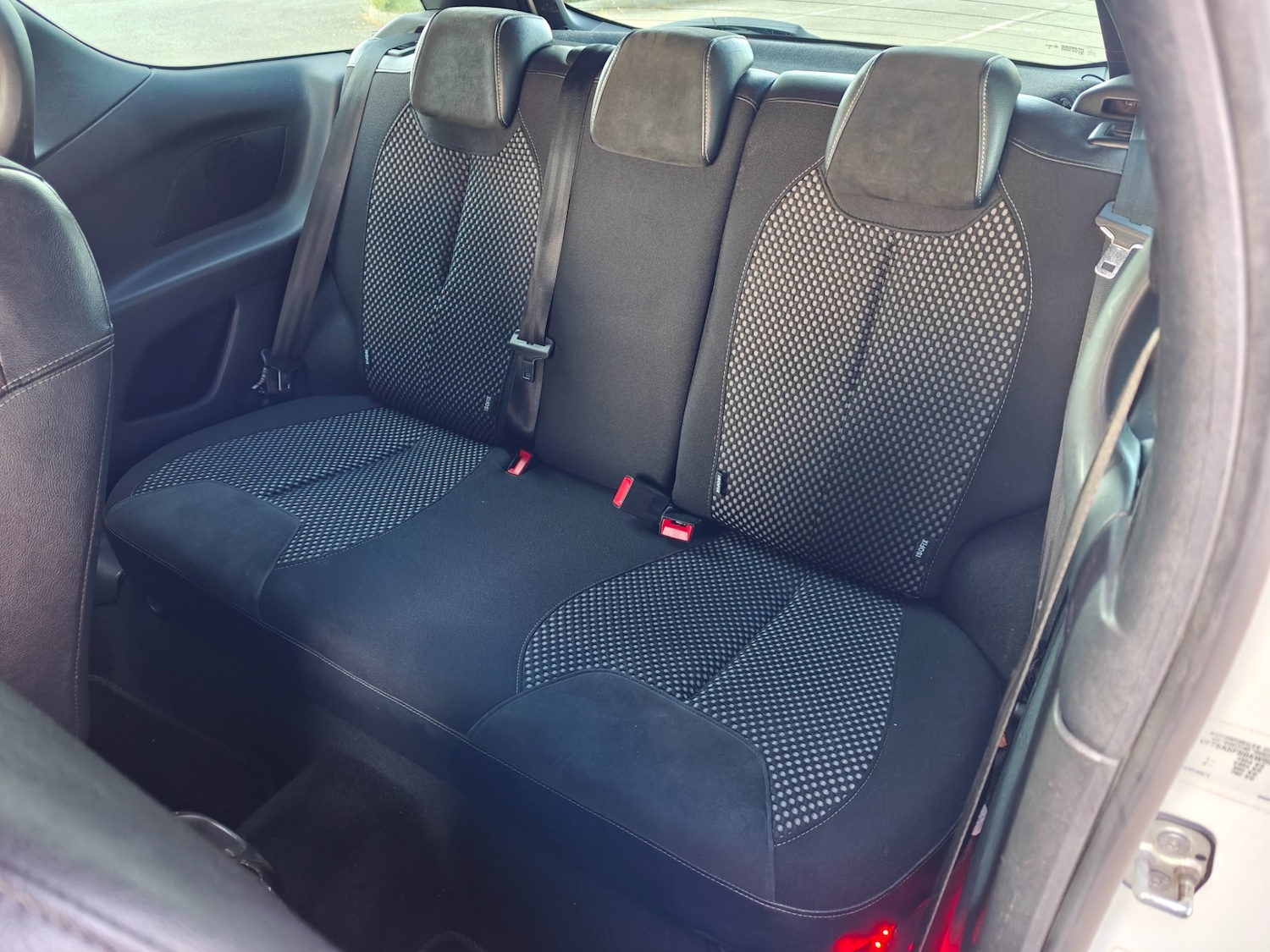 Used Citroen DS3 2010 for sale - 76831223: Photo 30