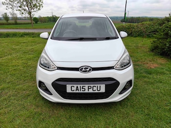 Used Hyundai i10 2015 for sale - 78479700: Photo