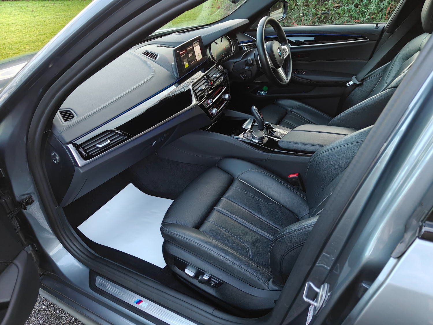 Used BMW 5 Series 2017 for sale - 77988555: Photo 40