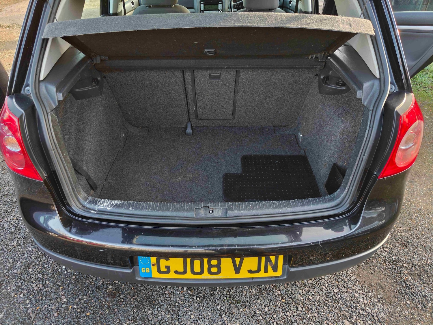 Used Volkswagen Golf 2008 for sale - 77077902: Photo 41