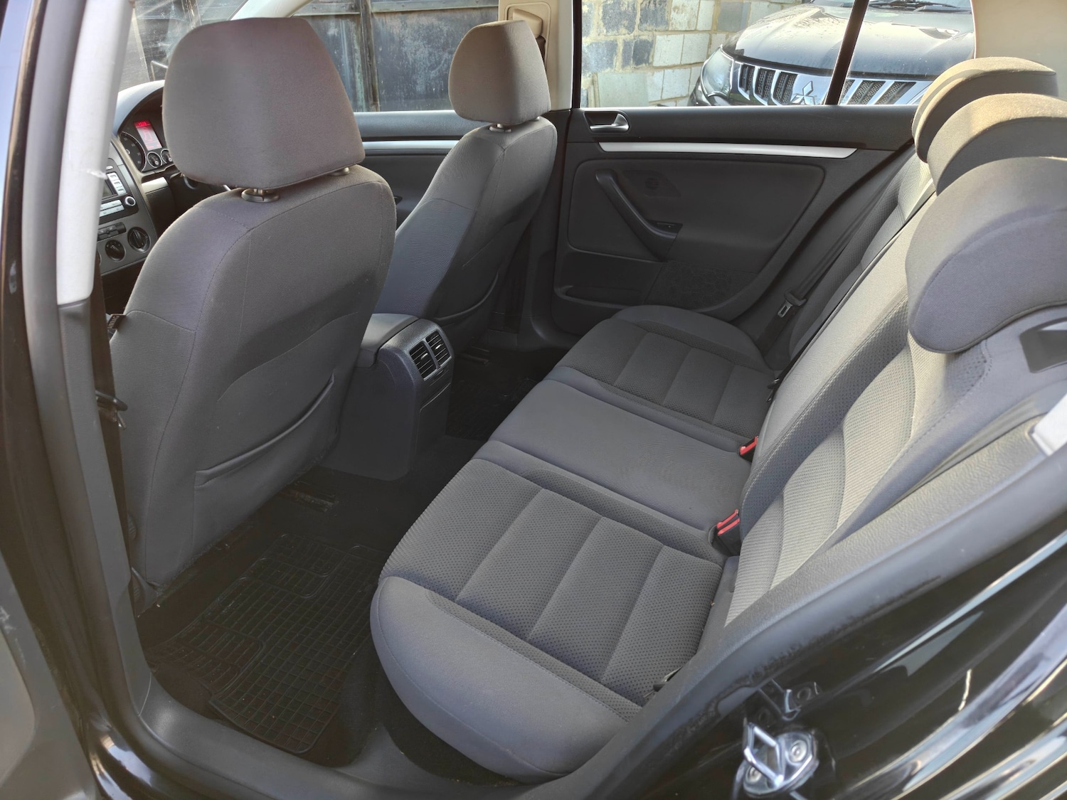 Used Volkswagen Golf 2008 for sale - 77077902: Photo 48