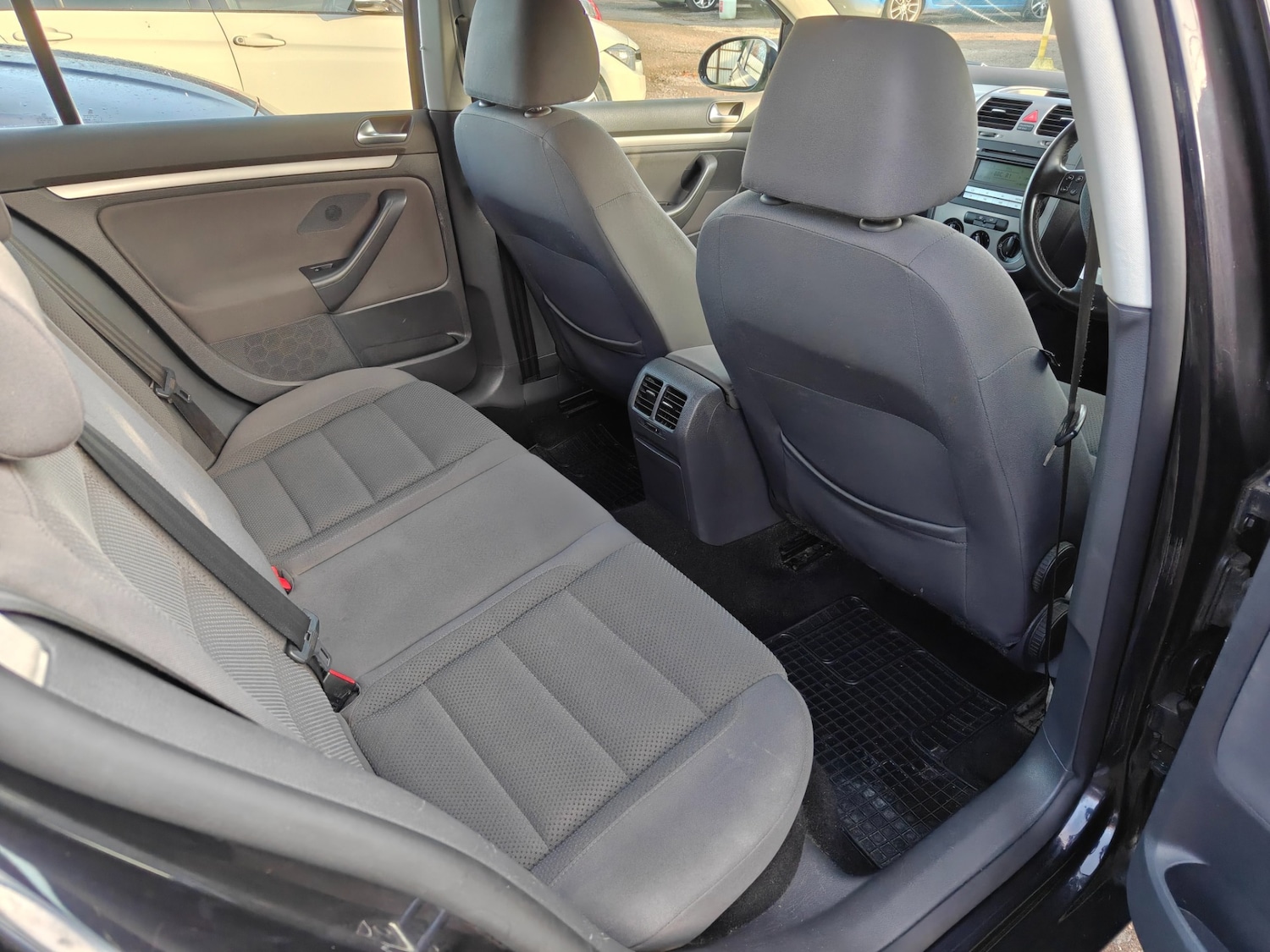 Used Volkswagen Golf 2008 for sale - 77077902: Photo 75