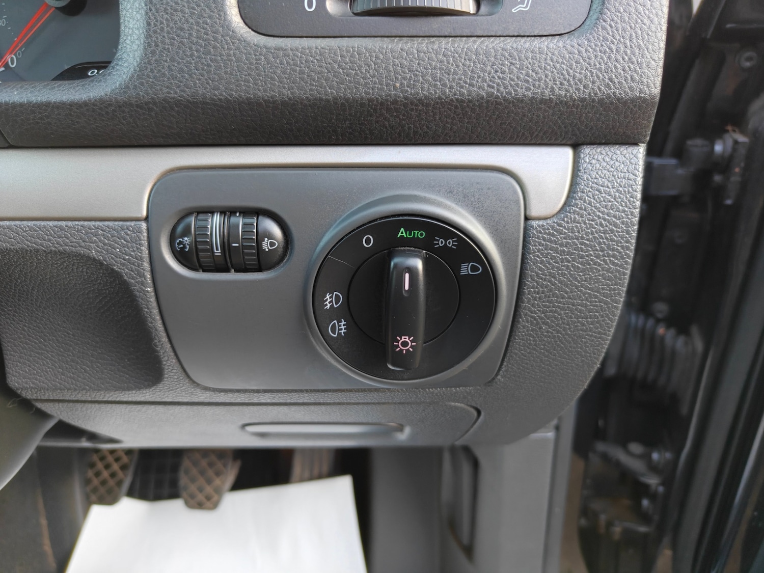 Used Volkswagen Golf 2008 for sale - 77077902: Photo 80