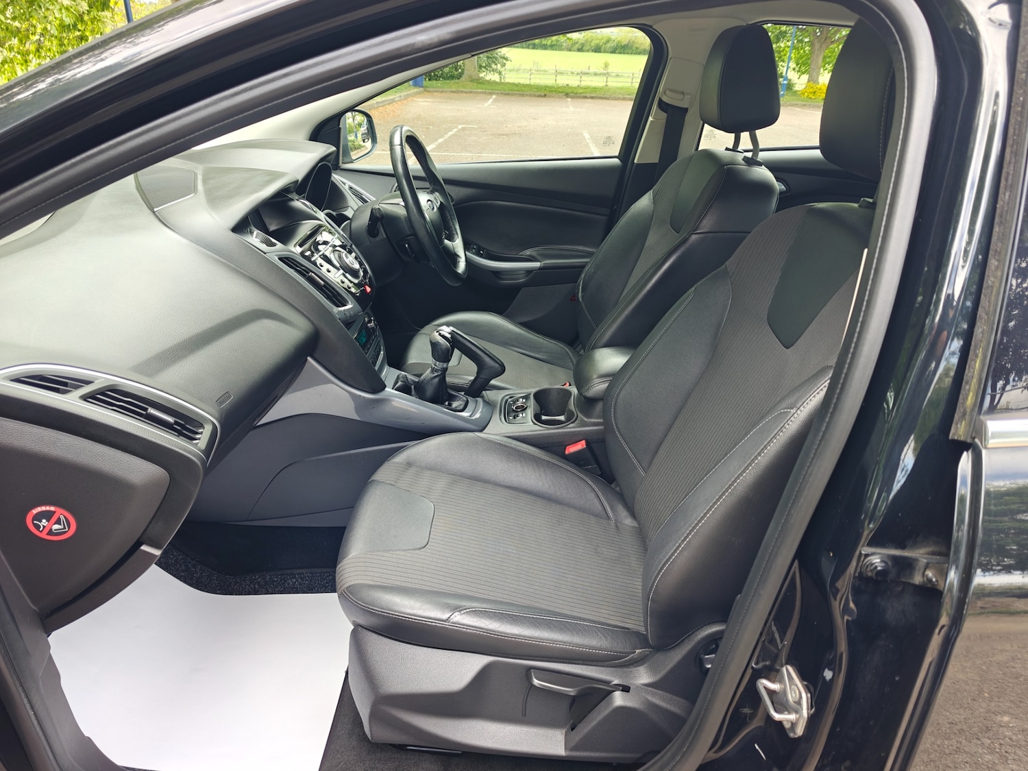 Used Ford Focus 2013 for sale - 76422423: Photo 11