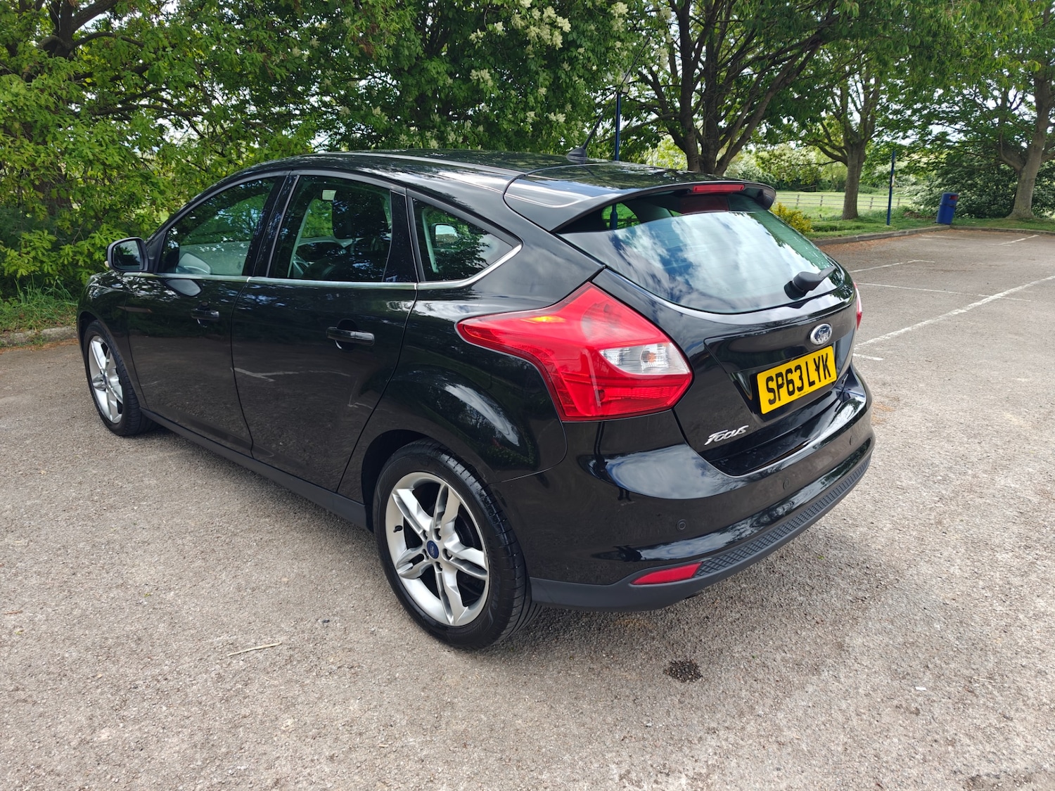 Used Ford Focus 2013 for sale - 76422423: Photo 4