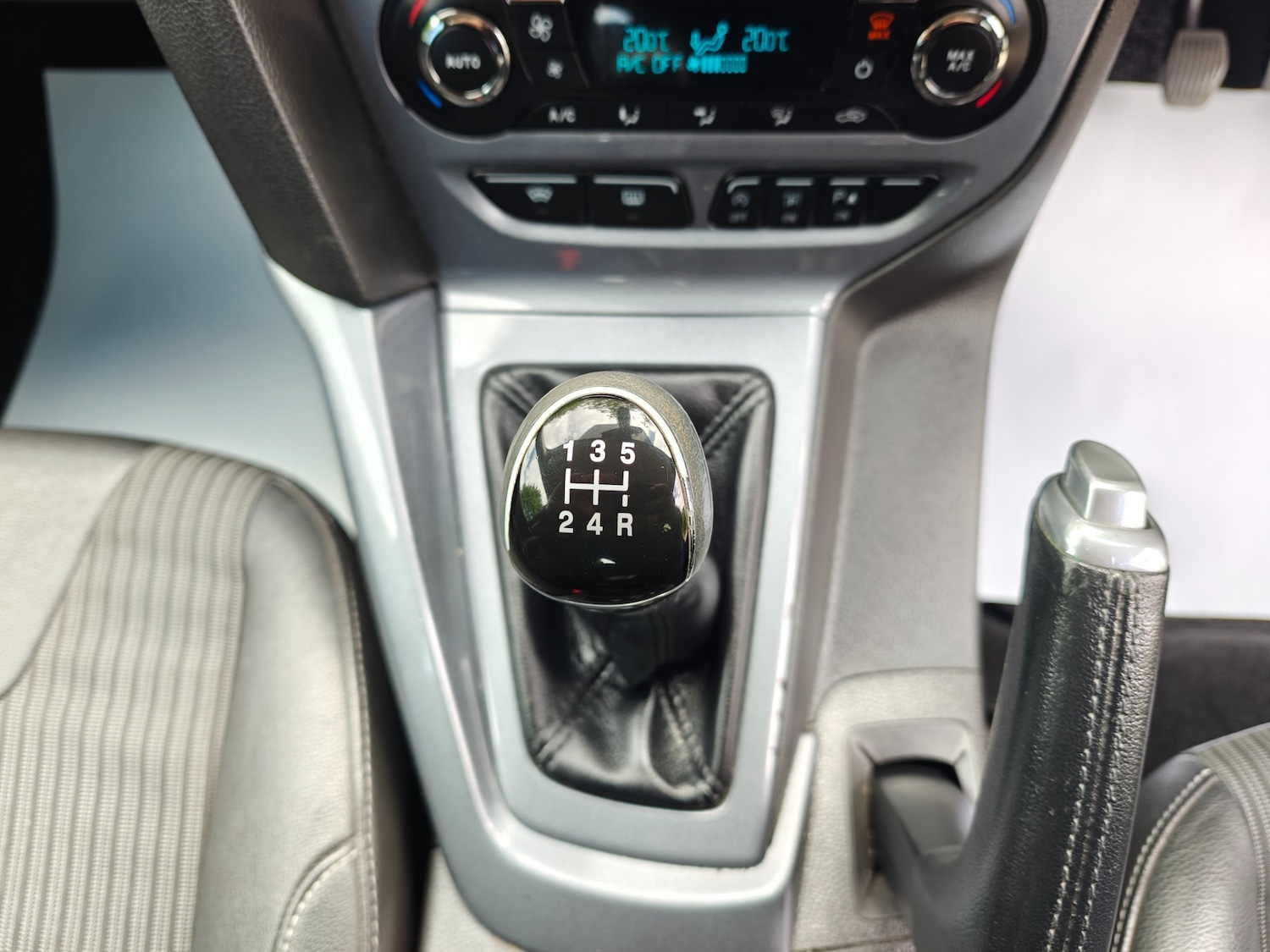 Used Ford Focus 2013 for sale - 76422423: Photo 77