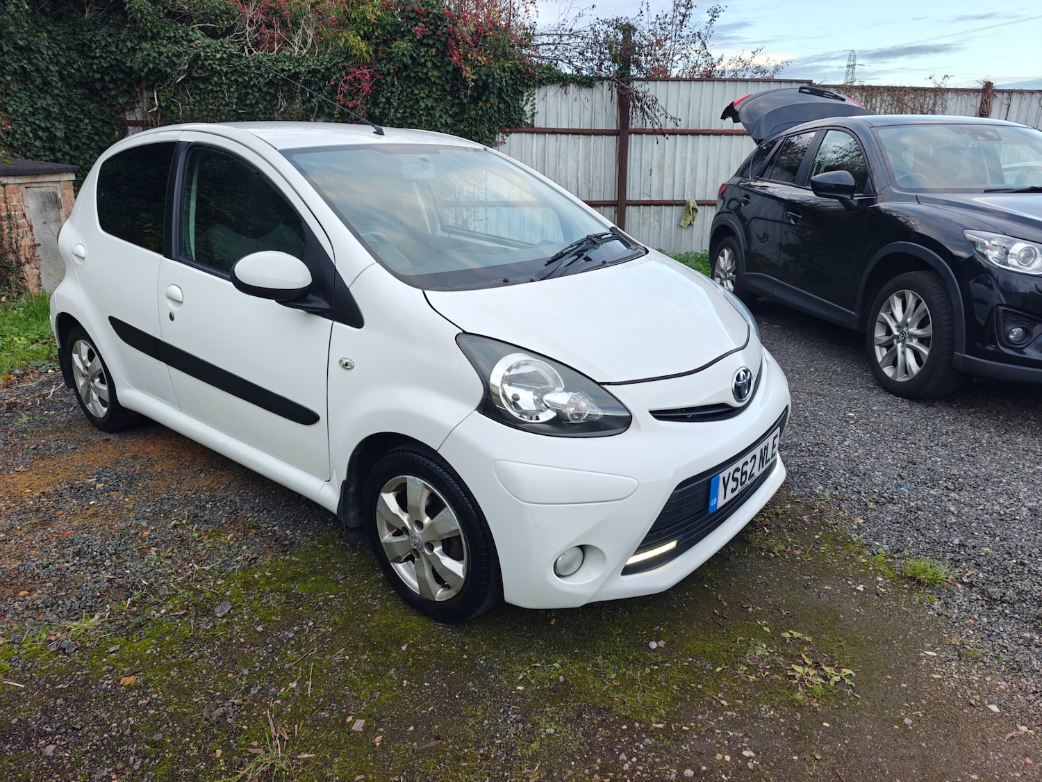 Used Toyota AYGO 2013 for sale - 76470886: Photo 1