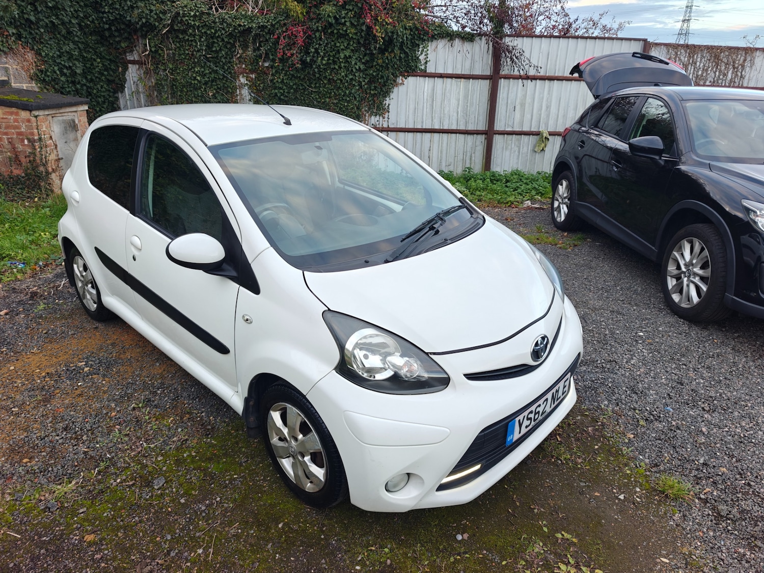 Used Toyota AYGO 2013 for sale - 76470886: Photo 13