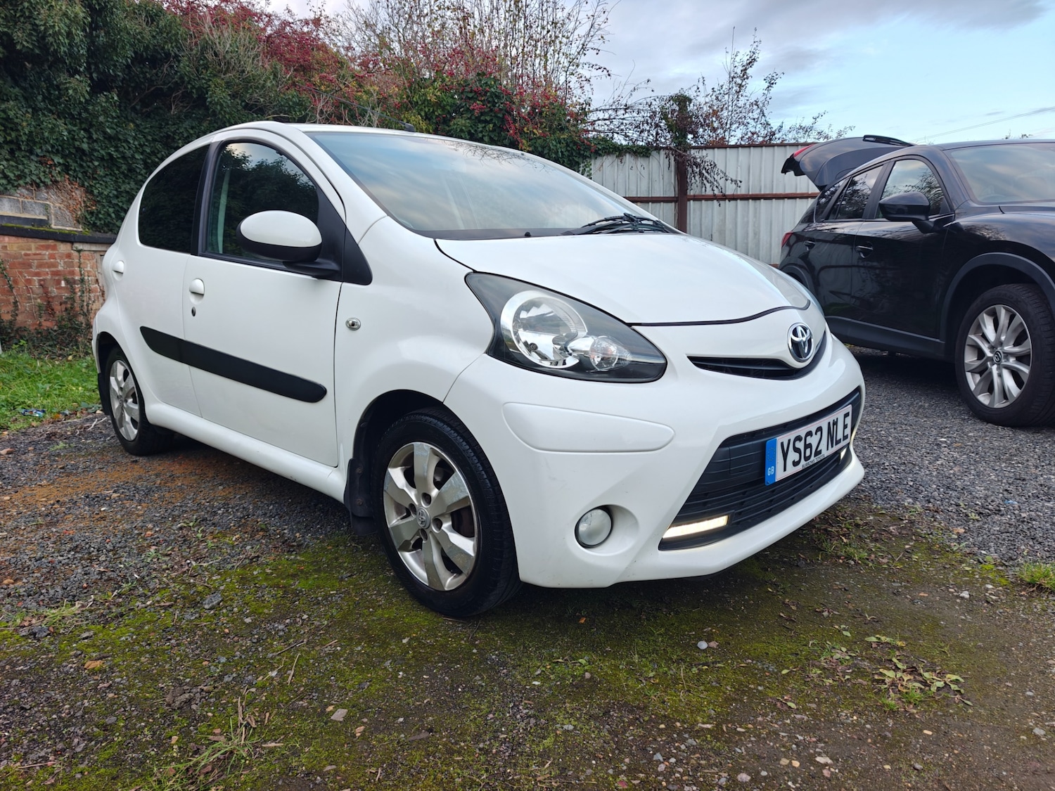 Used Toyota AYGO 2013 for sale - 76470886: Photo 7