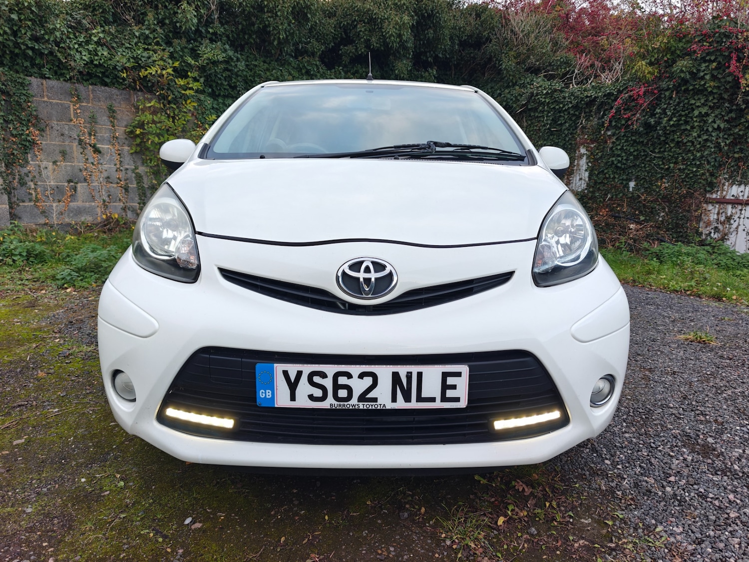 Used Toyota AYGO 2013 for sale - 76470886: Photo 8