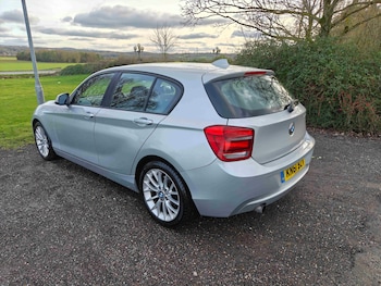 Used BMW 1 Series 2011 for sale - 77573108: Photo
