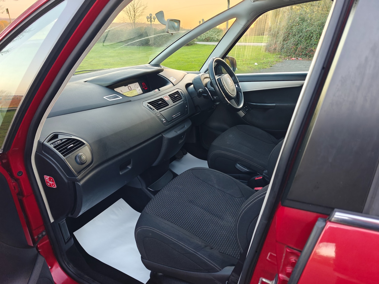 Used Citroen C4 Grand Picasso 2012 for sale - 76600016: Photo 30