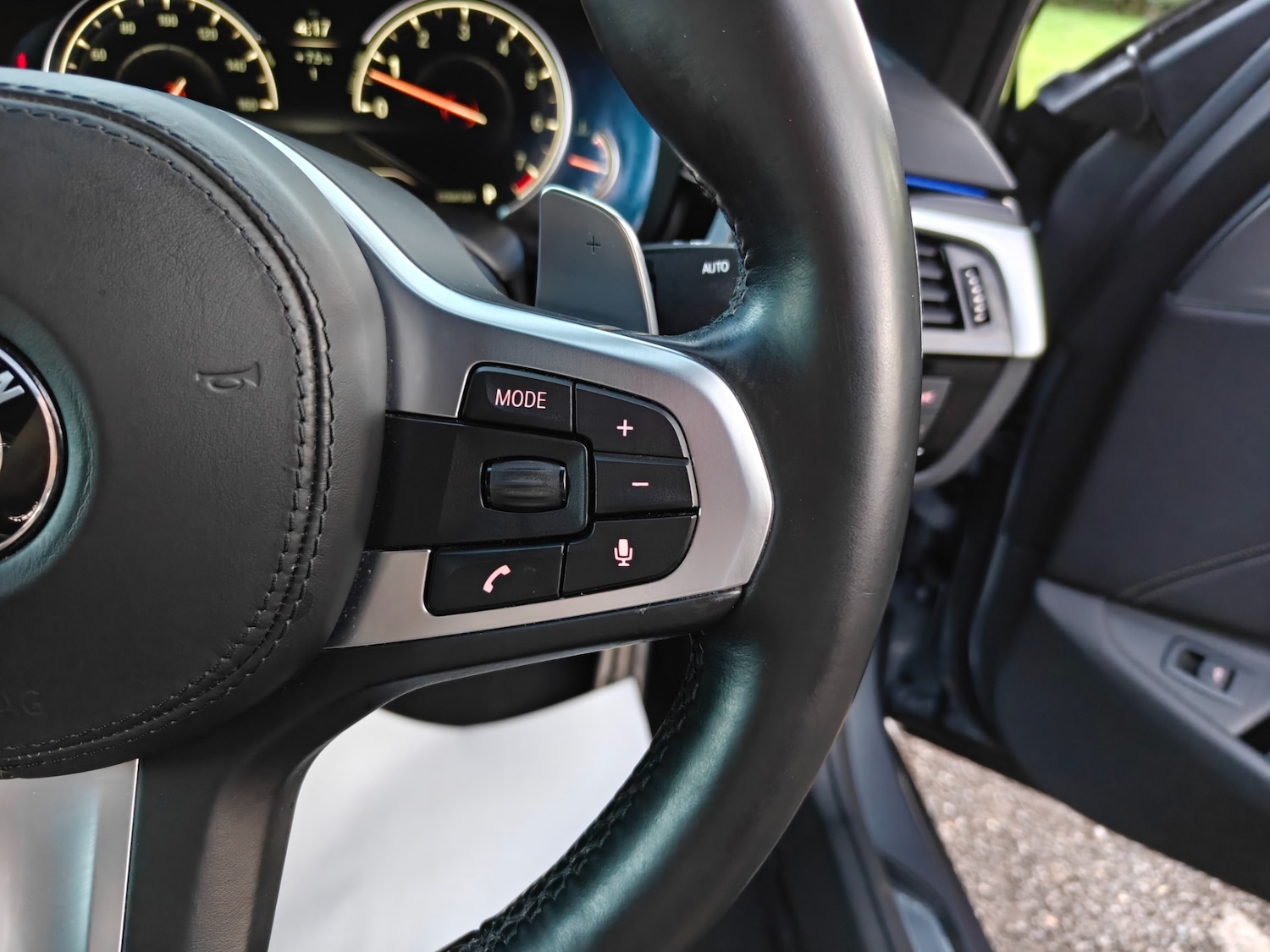 Used BMW 5 Series 2017 for sale - 77248601: Photo 60