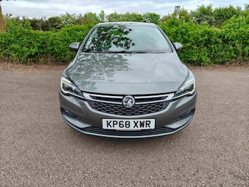 Used Vauxhall Astra 2018 for sale - 78533411: Photo