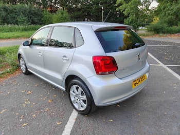 Used Volkswagen Polo 2014 for sale - 79850947: Photo