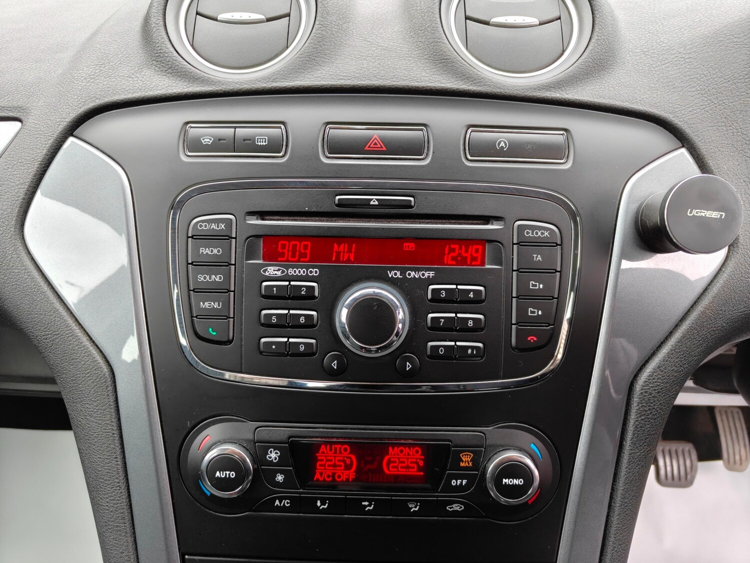 Used Ford Mondeo 2012 for sale - 77964991: Photo 41