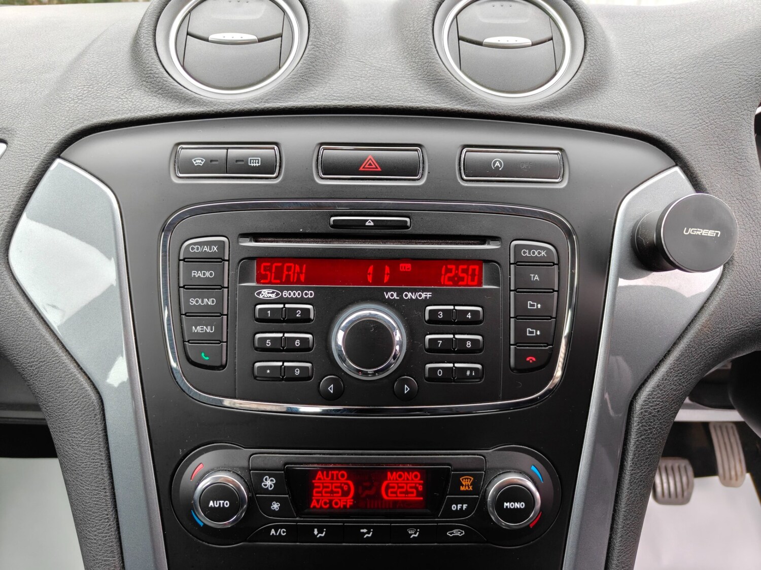 Used Ford Mondeo 2012 for sale - 77964991: Photo 43