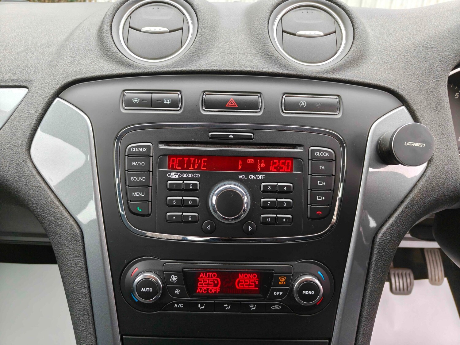 Used Ford Mondeo 2012 for sale - 77964991: Photo 44