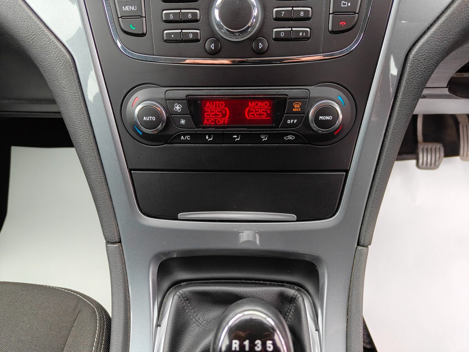 Used Ford Mondeo 2012 for sale - 77964991: Photo 65