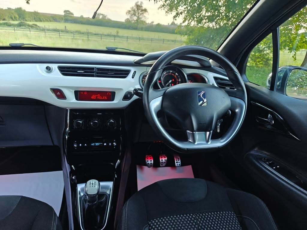 Used Citroen DS3 2010 for sale - 77274469: Photo 15