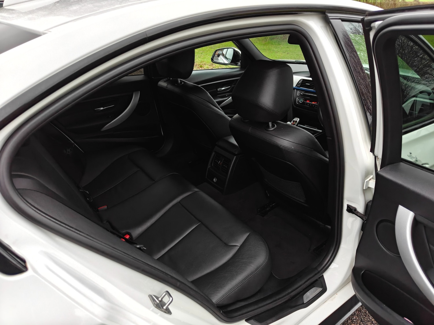 Used BMW 3 Series 2014 for sale - 76687531: Photo 32