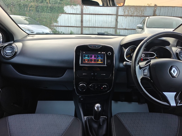 Used Renault Clio 2014 for sale - 75429015: Photo 10