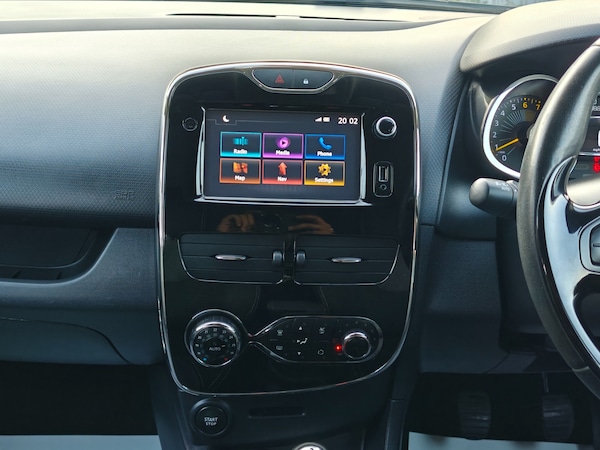 Used Renault Clio 2014 for sale - 75429015: Photo 34