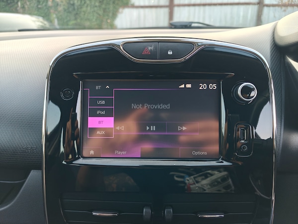 Used Renault Clio 2014 for sale - 75429015: Photo 41