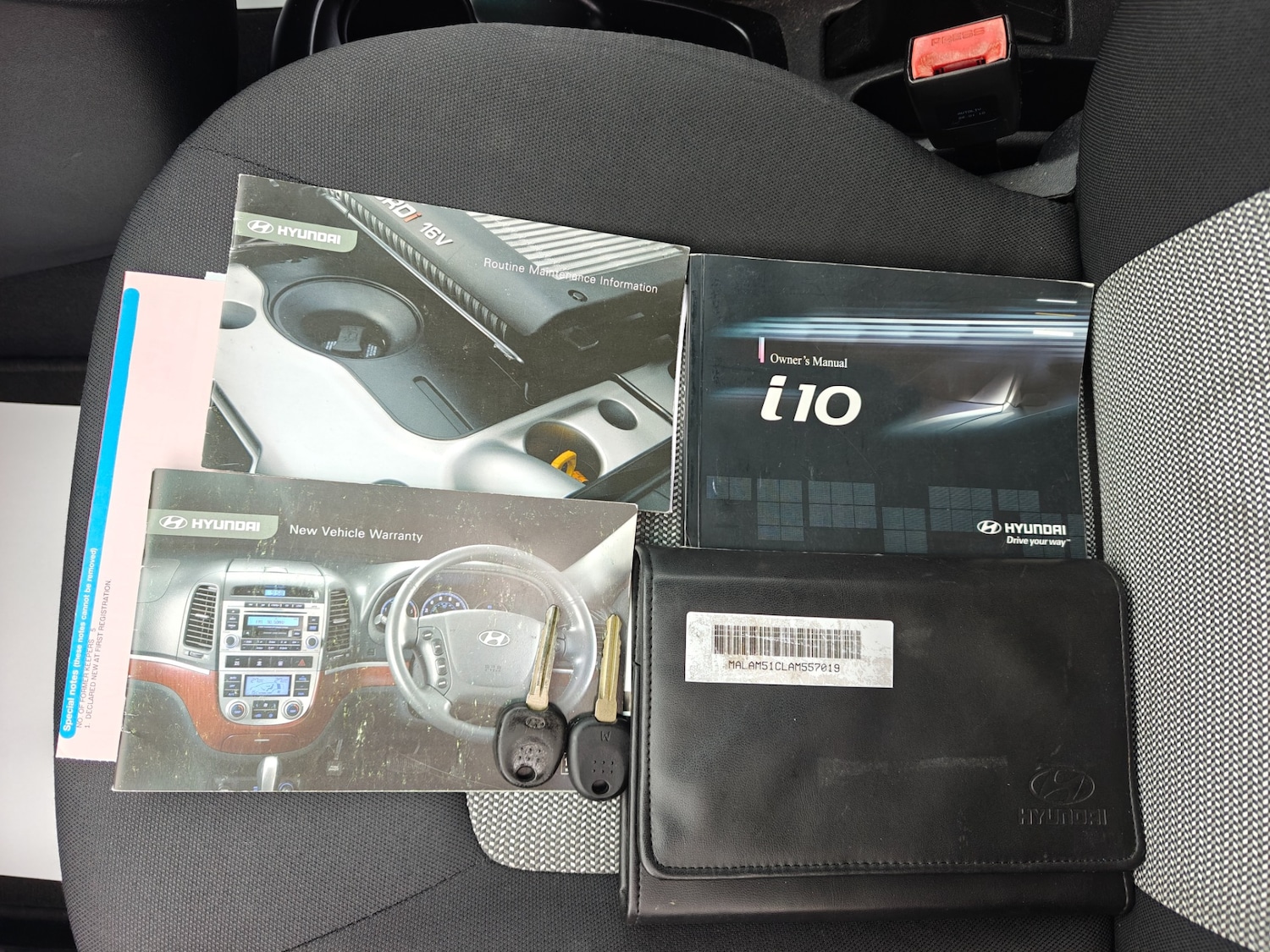 Used Hyundai i10 2010 for sale - 76544379: Photo 13