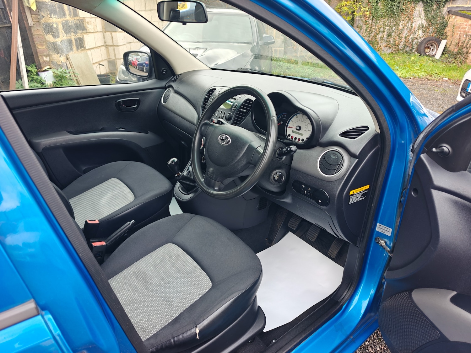 Used Hyundai i10 2010 for sale - 76544379: Photo 29